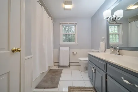 20 Holly Hill Drive Amherst NH 03031