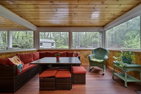 20 Holly Hill Drive Amherst NH 03031