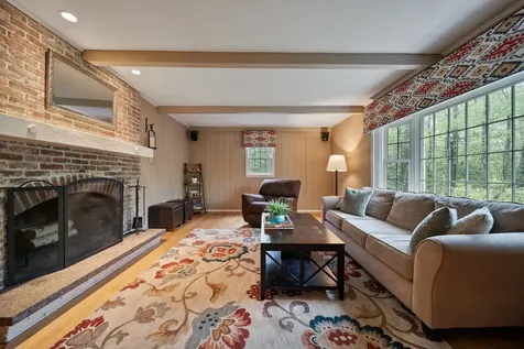 20 Holly Hill Drive Amherst NH 03031