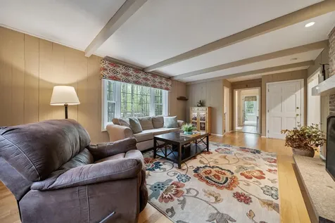 20 Holly Hill Drive Amherst NH 03031