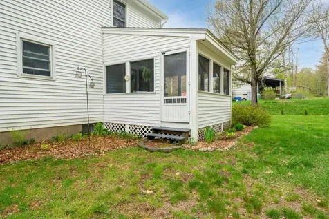 34 Boulder Road Hillsborough NH 03244