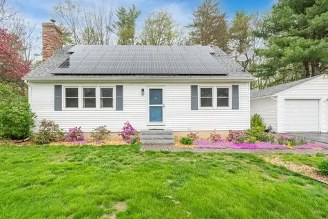 34 Boulder Road Hillsborough NH 03244