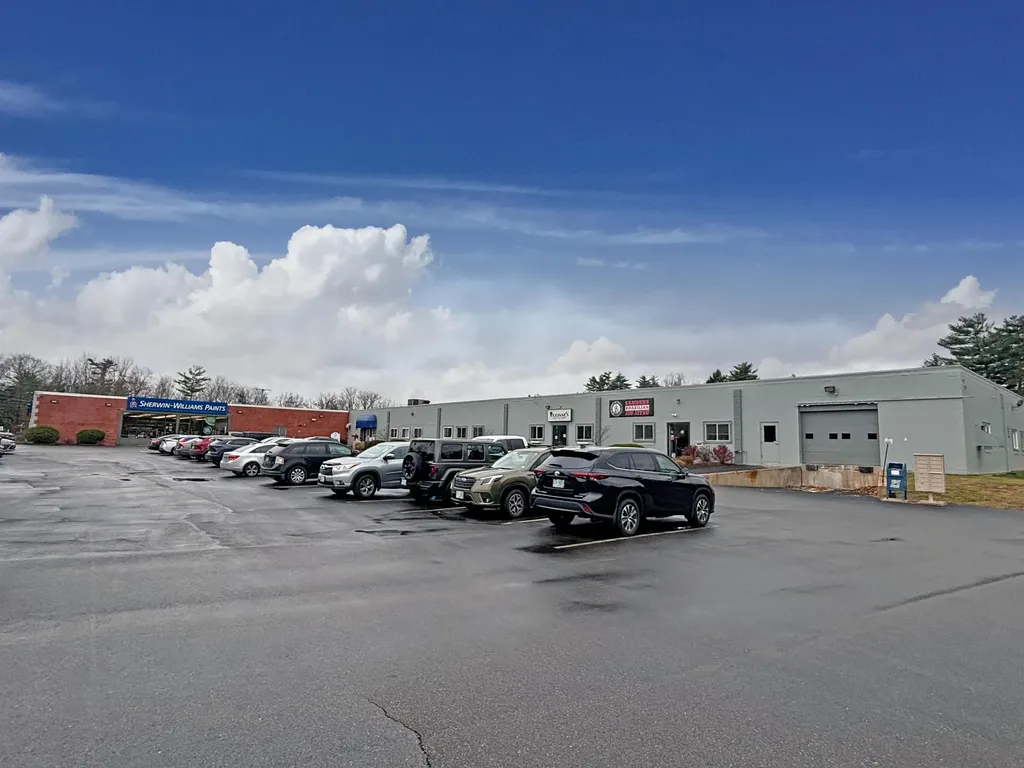 25 Old Dover Road Rochester NH 03867