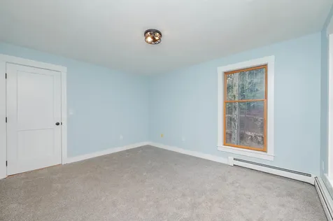 8 Sampson Road Rochester NH 03867