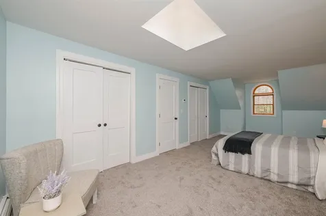 8 Sampson Road Rochester NH 03867