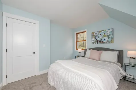 8 Sampson Road Rochester NH 03867