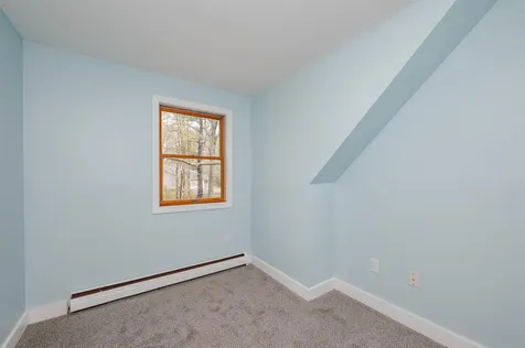8 Sampson Road Rochester NH 03867
