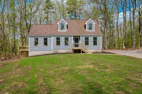 8 Sampson Road Rochester NH 03867