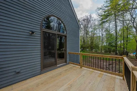8 Sampson Road Rochester NH 03867