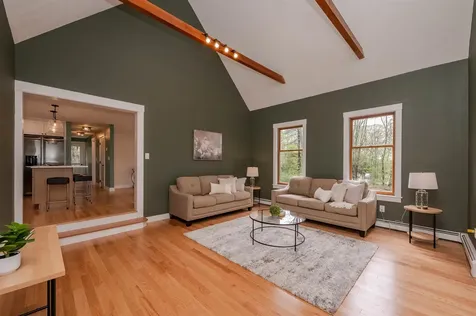 8 Sampson Road Rochester NH 03867