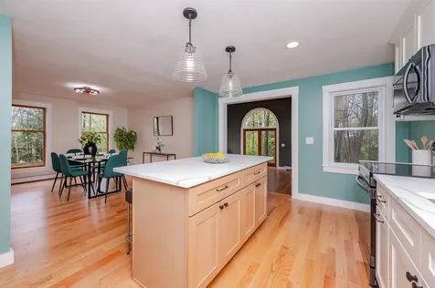 8 Sampson Road Rochester NH 03867
