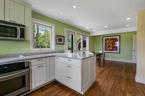 18 The Seasons New London NH 03257