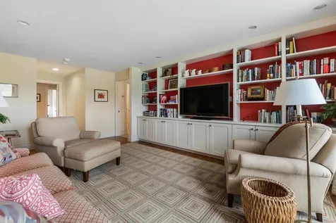 18 The Seasons New London NH 03257