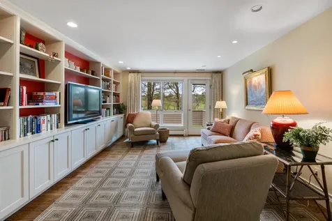 18 The Seasons New London NH 03257