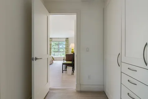 18 The Seasons New London NH 03257