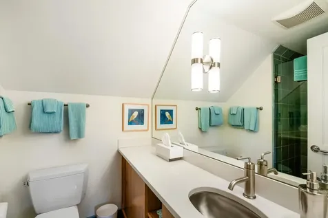 18 The Seasons New London NH 03257