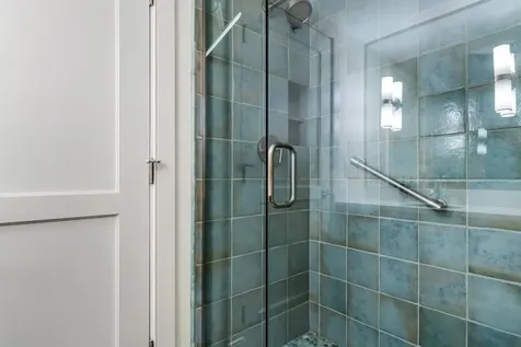 18 The Seasons New London NH 03257