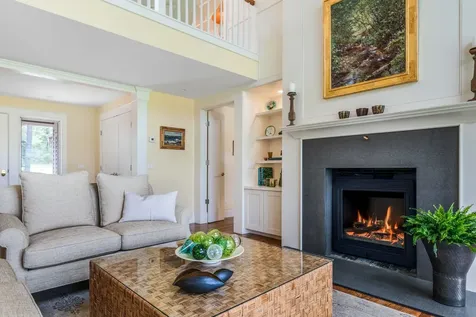 18 The Seasons New London NH 03257