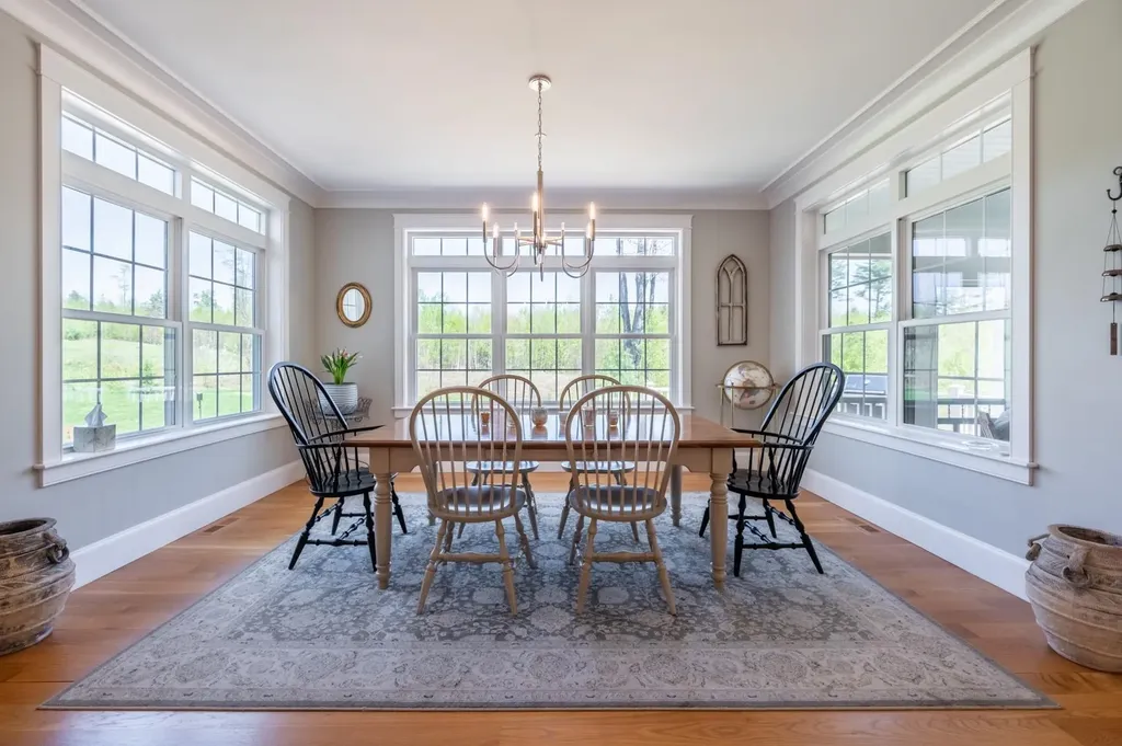 557 Seamans Road New London NH 03257