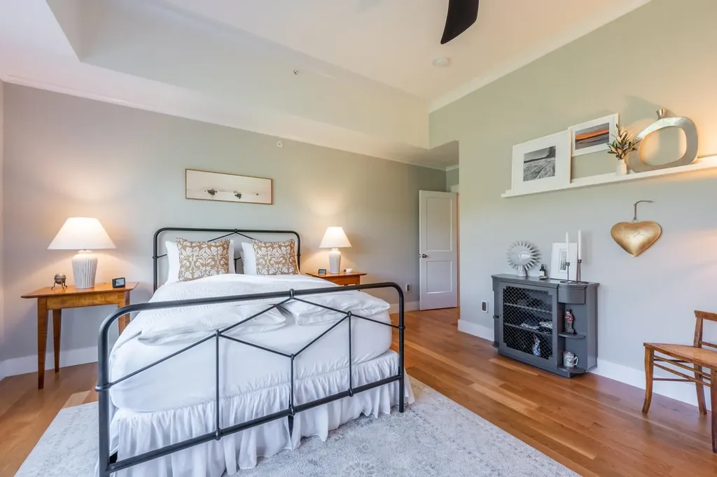 557 Seamans Road New London NH 03257