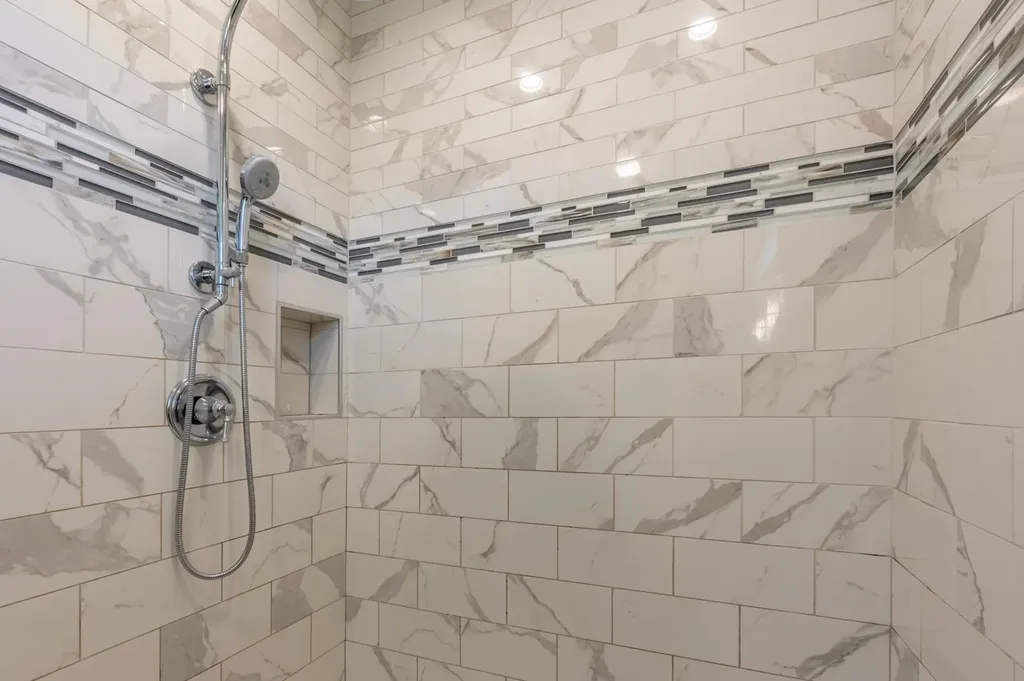 557 Seamans Road New London NH 03257