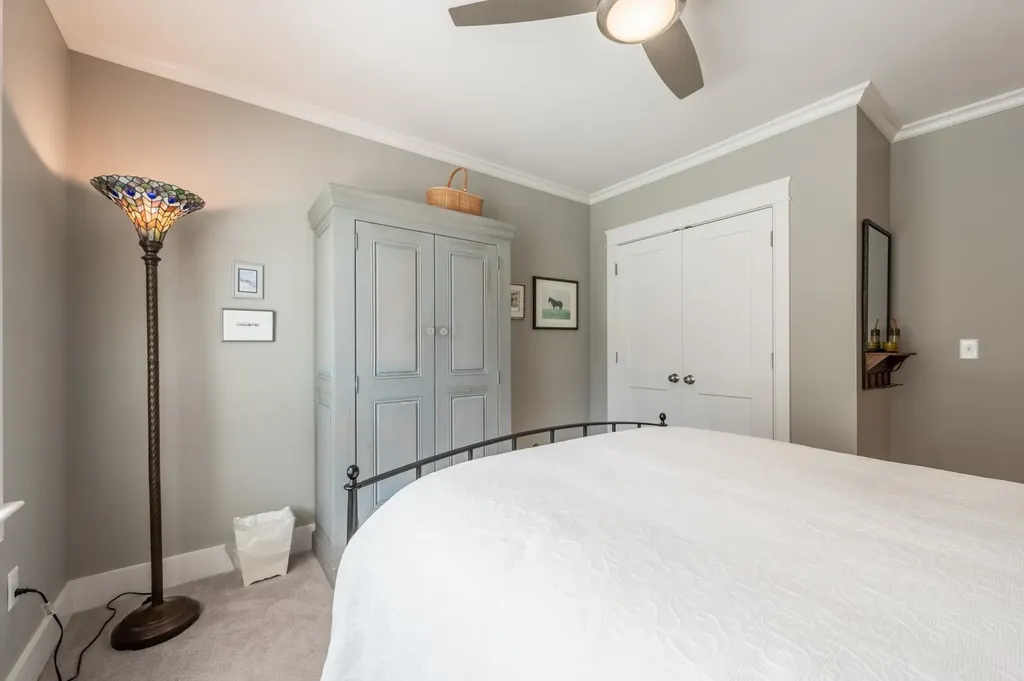 557 Seamans Road New London NH 03257