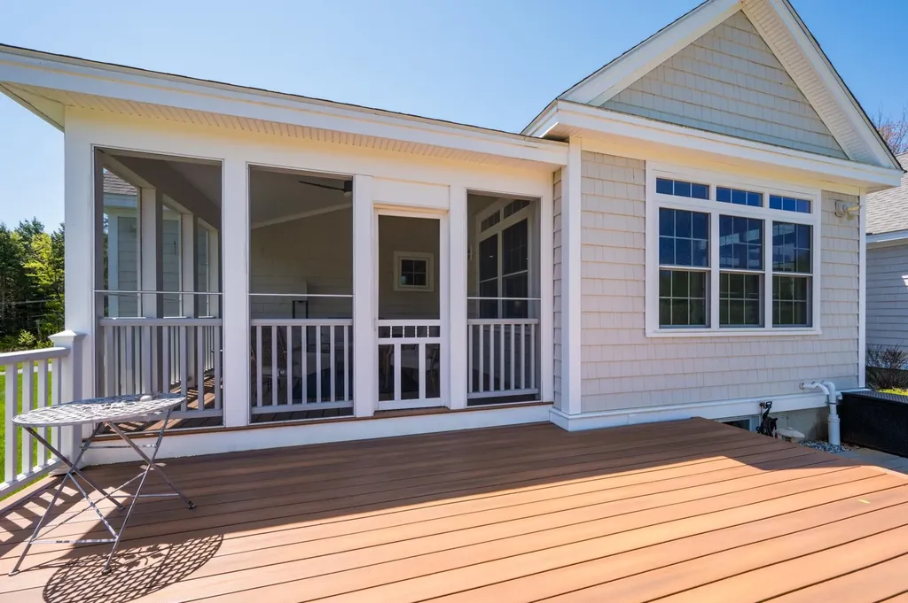 557 Seamans Road New London NH 03257