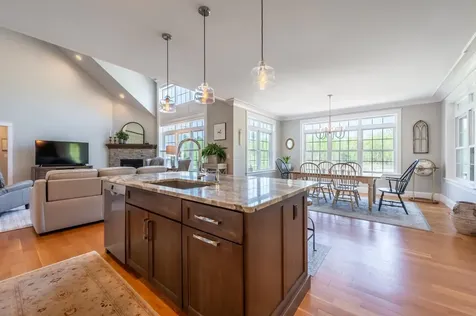 557 Seamans Road New London NH 03257