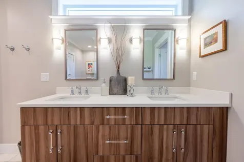 557 Seamans Road New London NH 03257