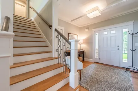 557 Seamans Road New London NH 03257