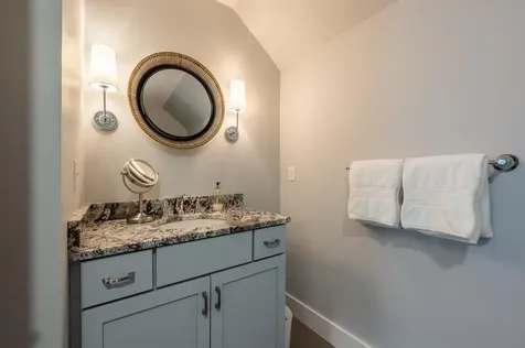 557 Seamans Road New London NH 03257