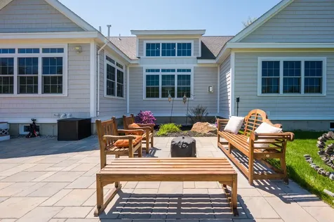 557 Seamans Road New London NH 03257