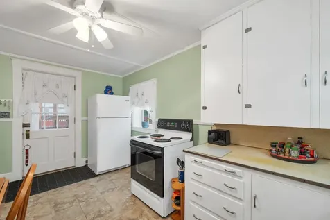 6 Orange Street Rochester NH 03839