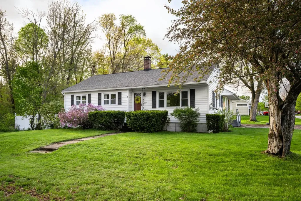 2002 Wellington Road Manchester NH 03104