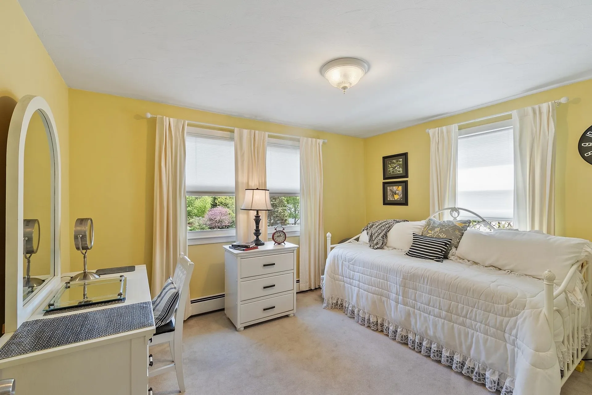 17 Stoney Lane Hudson NH 03051