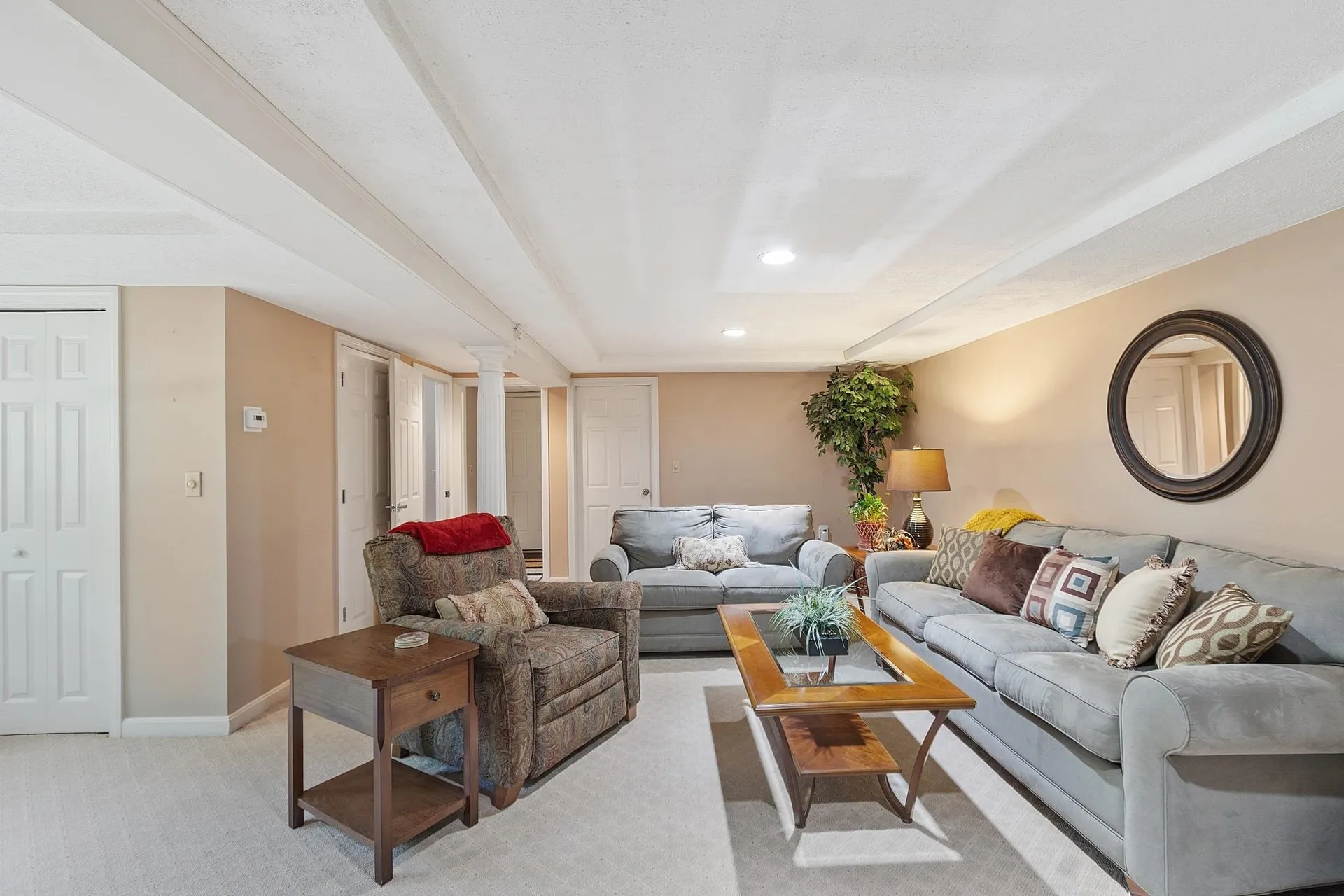 17 Stoney Lane Hudson NH 03051