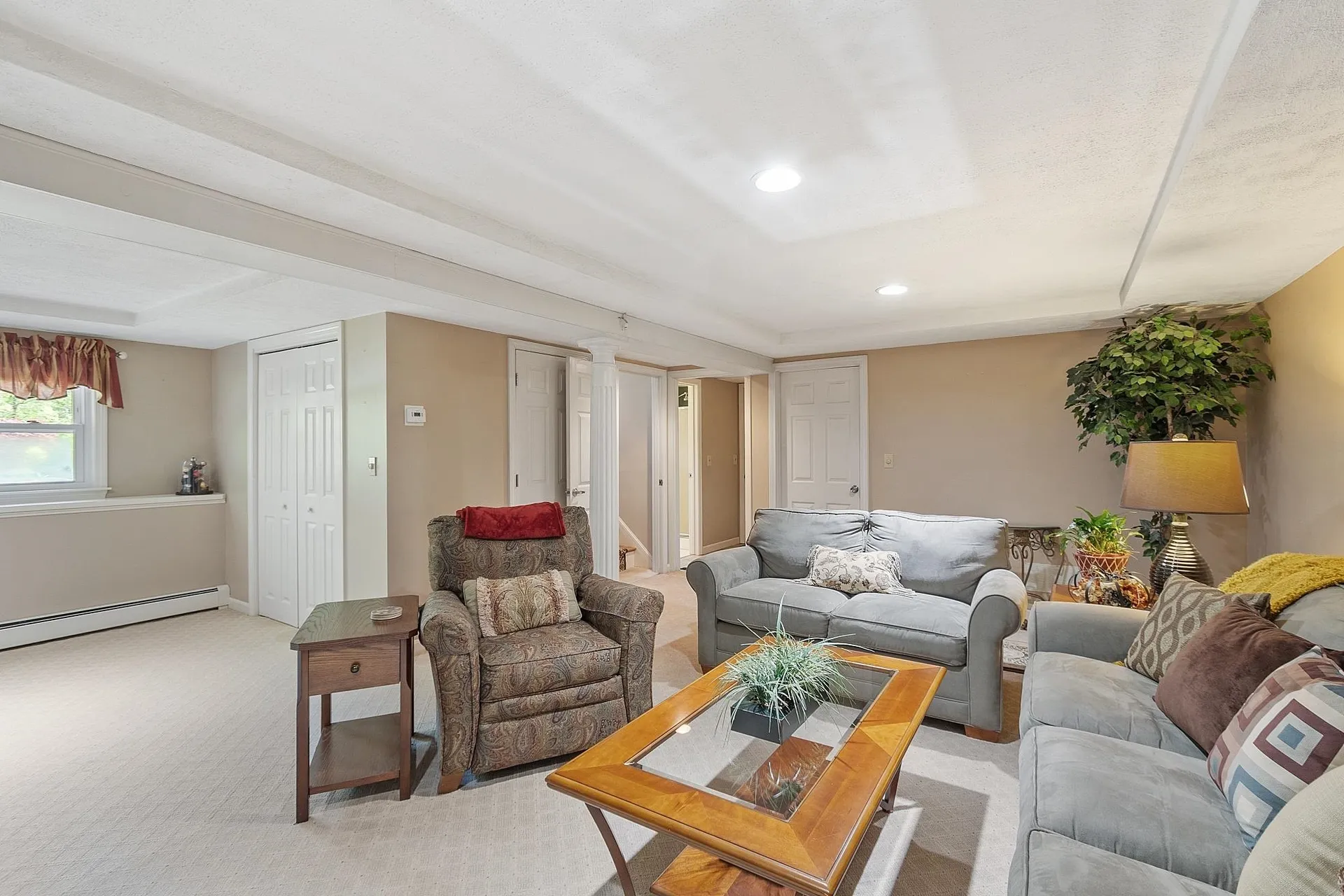 17 Stoney Lane Hudson NH 03051