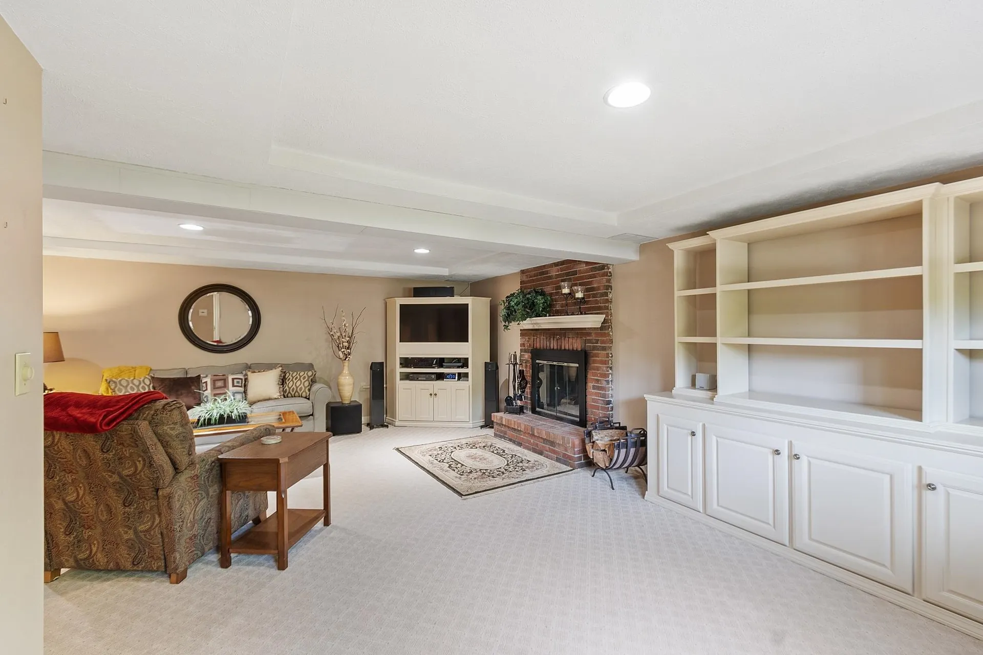 17 Stoney Lane Hudson NH 03051