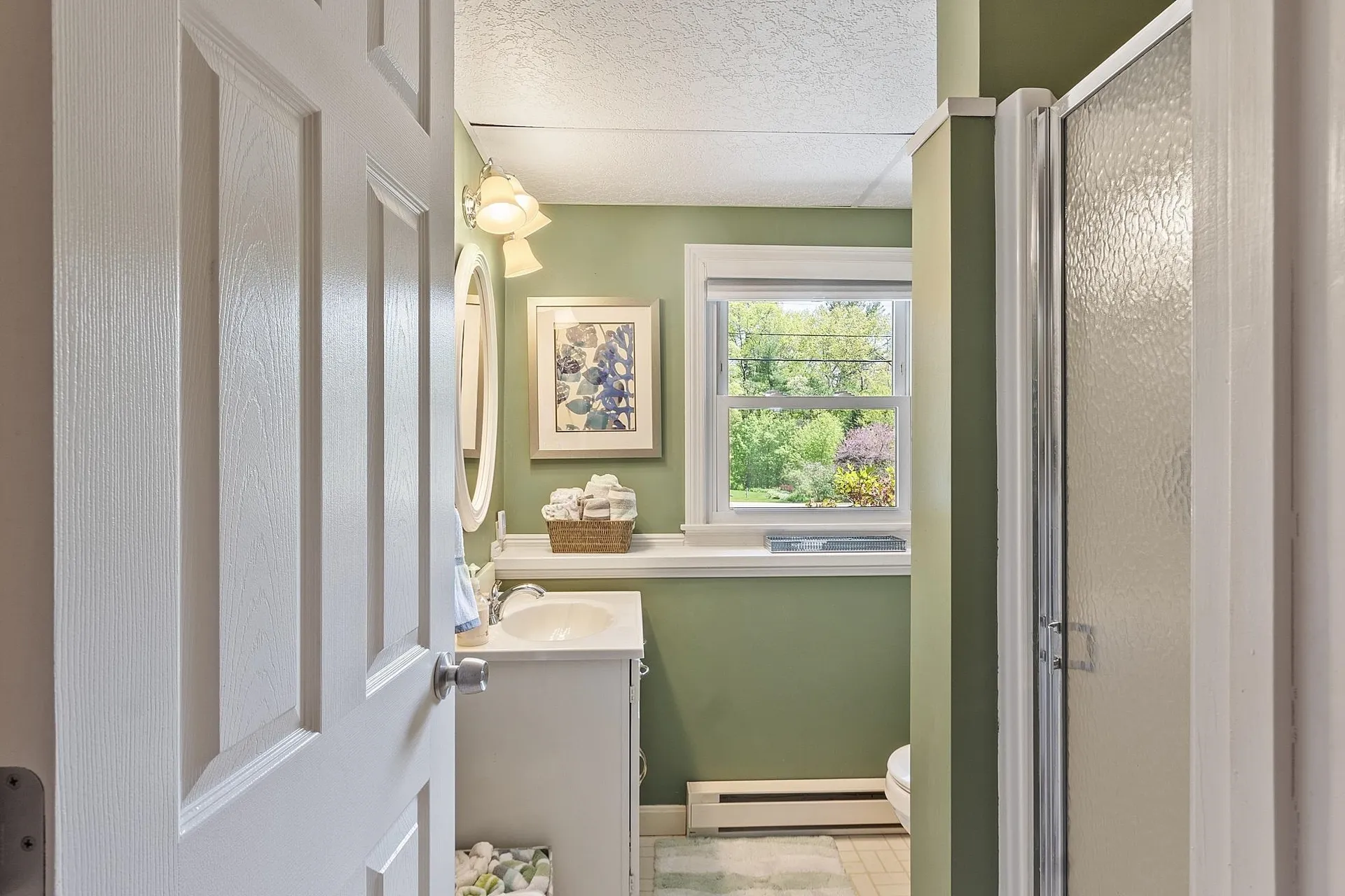 17 Stoney Lane Hudson NH 03051