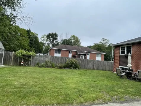 945 Mammoth Road Manchester NH 03104
