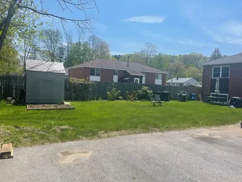 945 Mammoth Road Manchester NH 03104