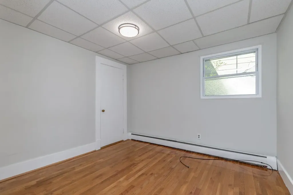 37 Mead Street Manchester NH 03104