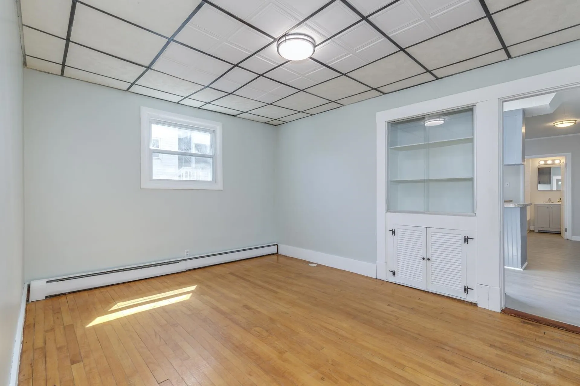 37 Mead Street Manchester NH 03104