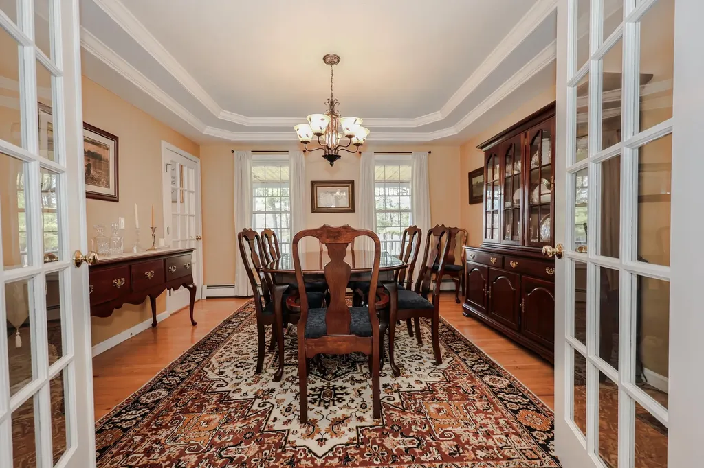 3 Hidden Meadow Drive Londonderry NH 03053