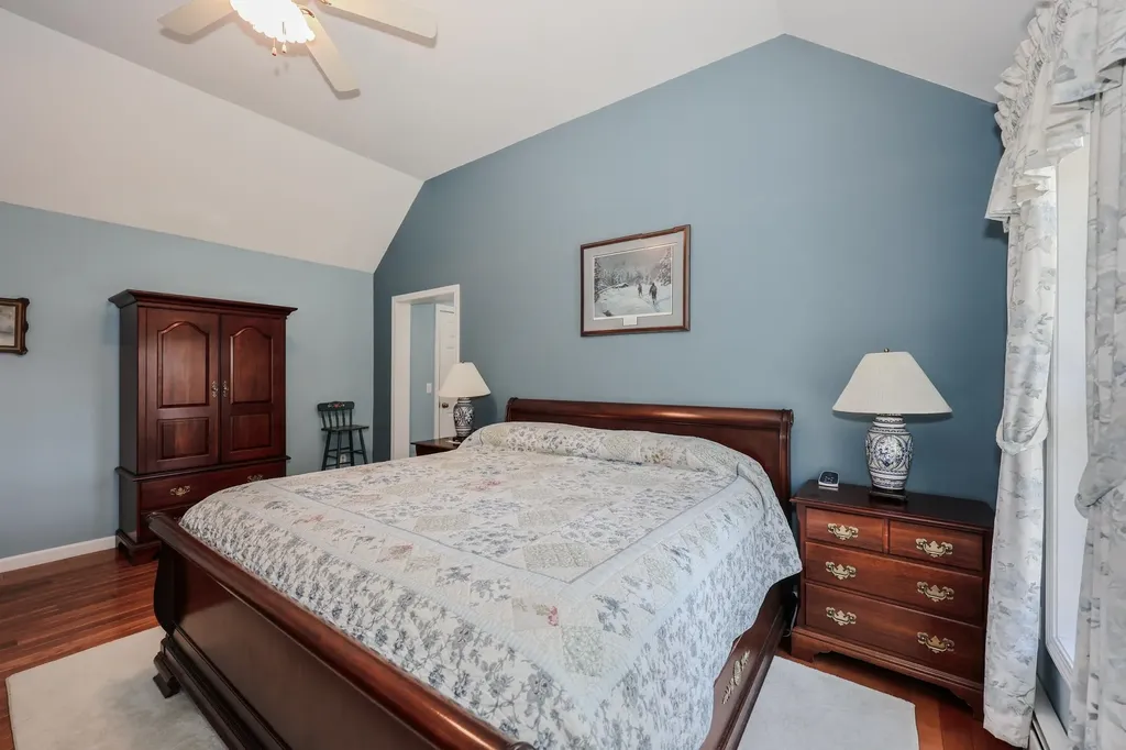 3 Hidden Meadow Drive Londonderry NH 03053