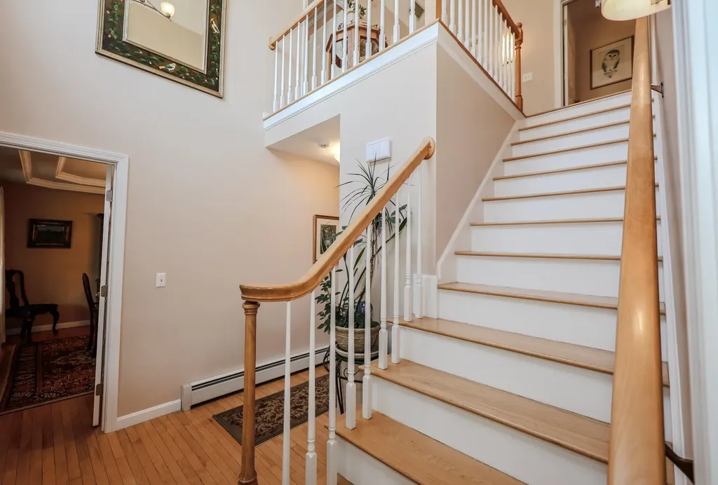 3 Hidden Meadow Drive Londonderry NH 03053