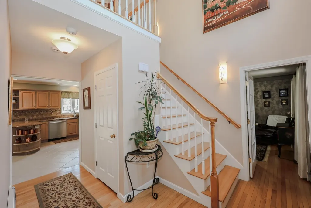 3 Hidden Meadow Drive Londonderry NH 03053