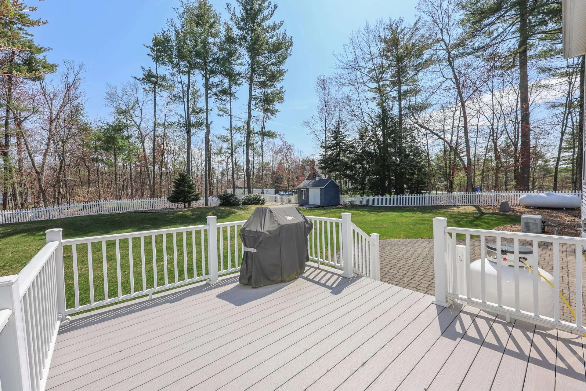 3 Hidden Meadow Drive Londonderry NH 03053