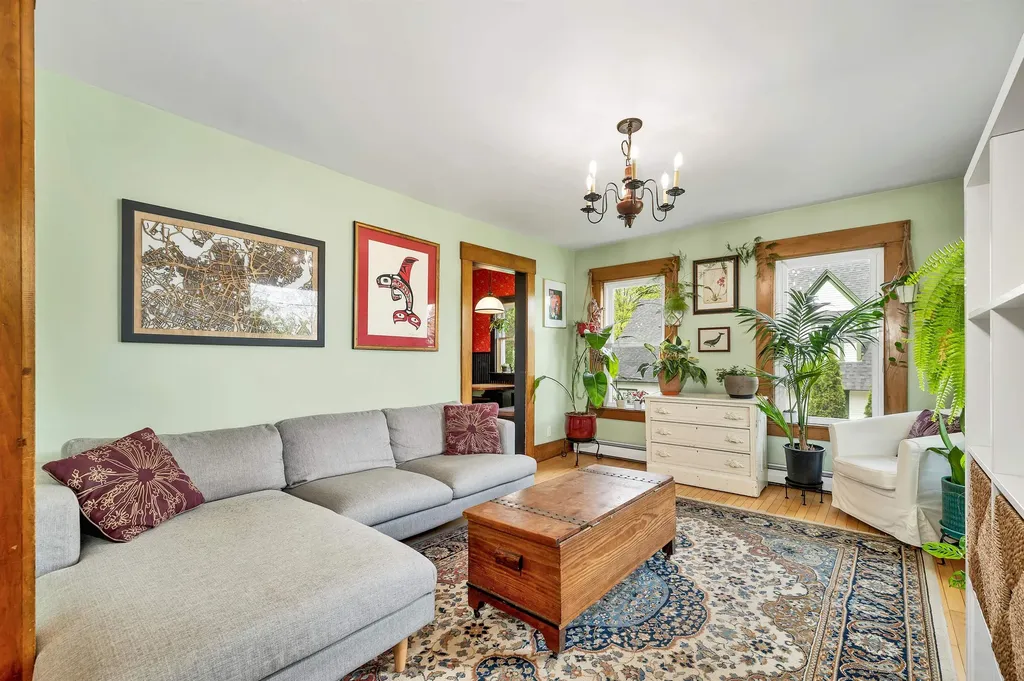 6 South Street Lebanon NH 03766