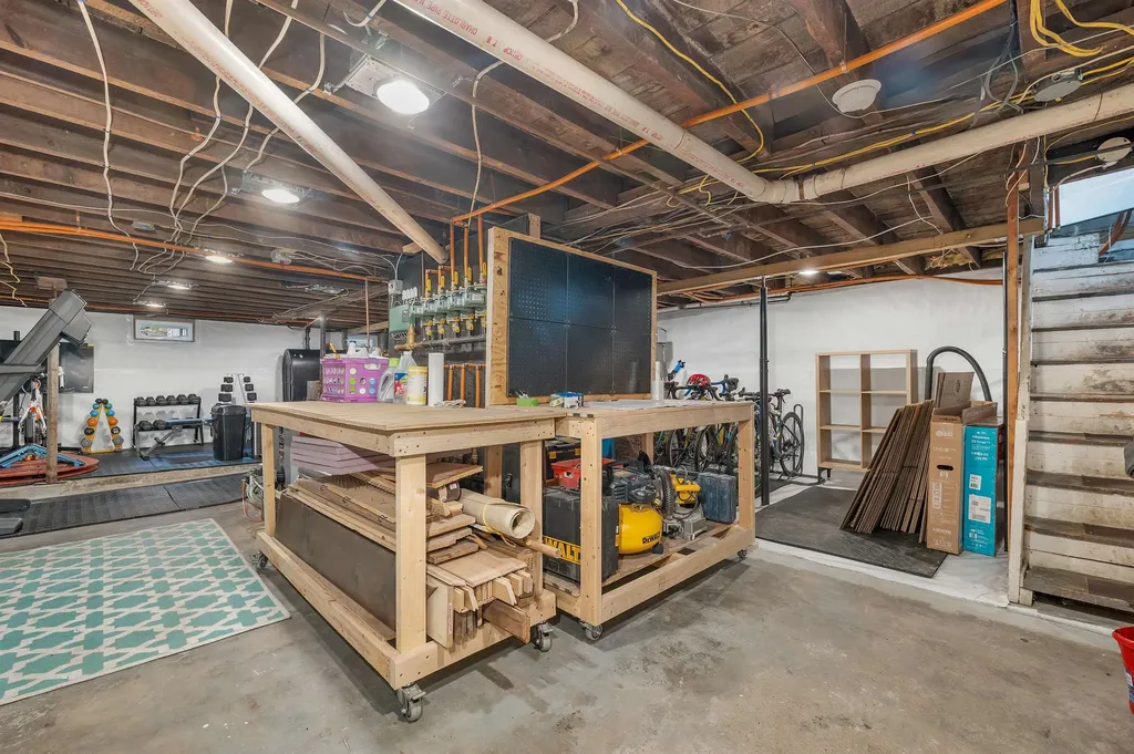 6 South Street Lebanon NH 03766